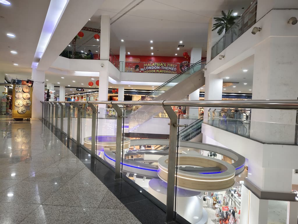 Multi-Level Mall Glass Railing System